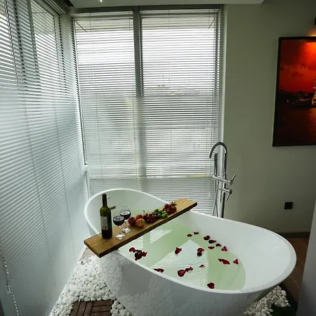 New Honey Moon With Romantic Hot Tube #23 *